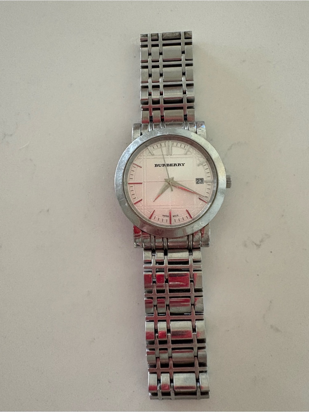 Burberry Silver and White Stainless Steel Quartz Round Watch